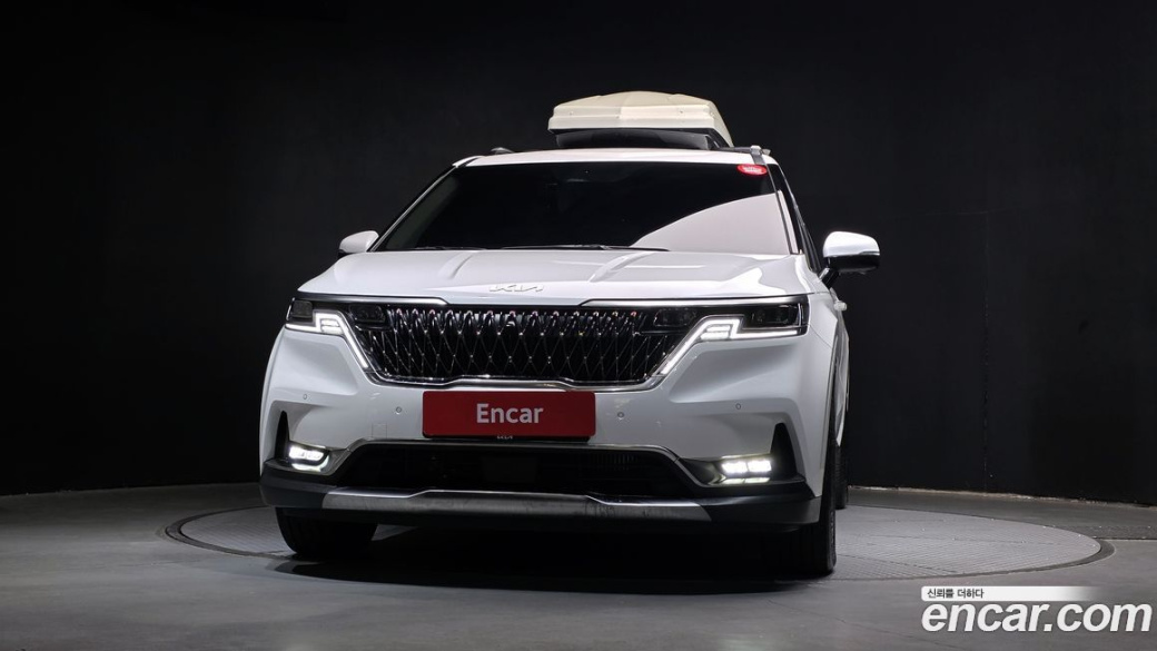 Kia Carnival 9-Seater Signature, 2023
