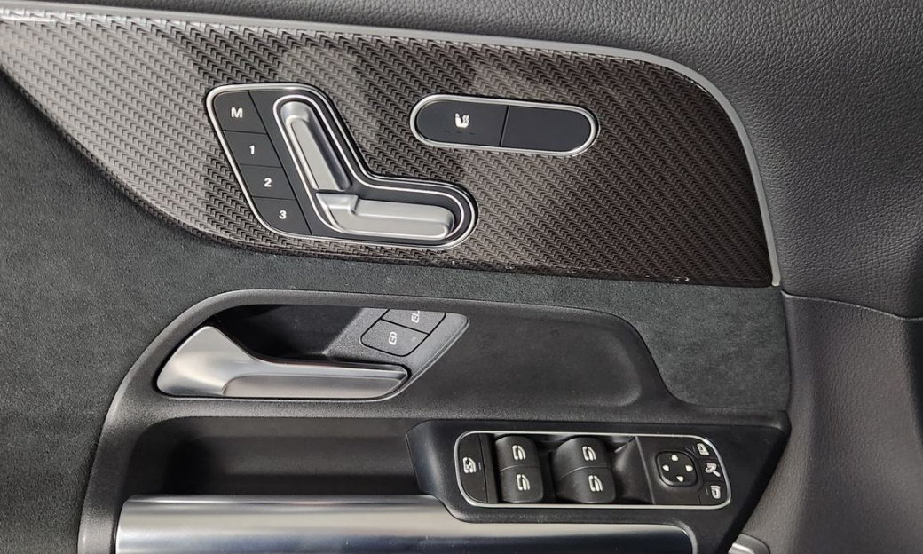 Mercedes-Benz GLA-Class GLA250 4MATIC, 2023