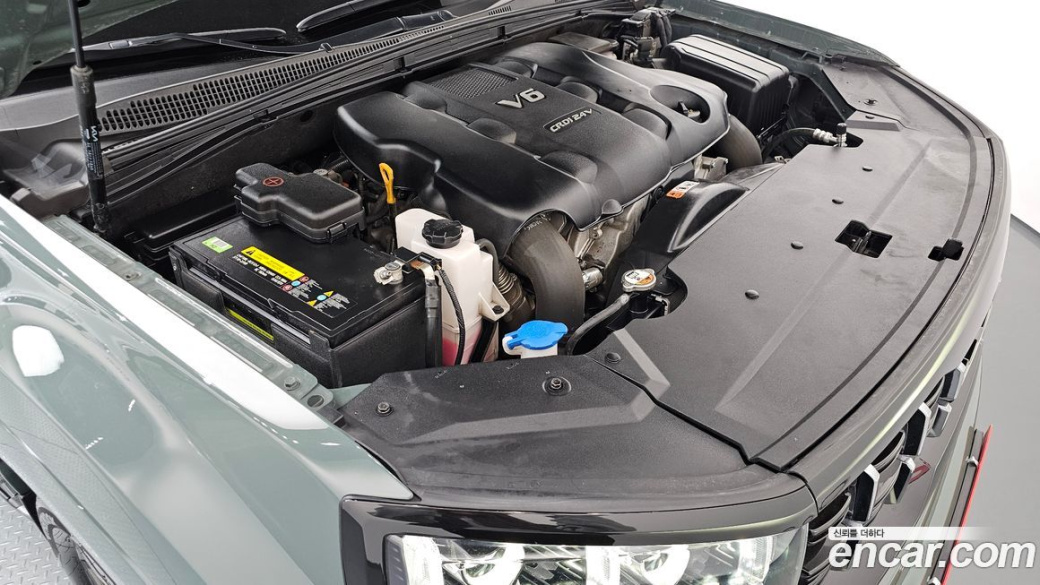 Kia Mohave Diesel 3.0 4WD 6-Seater, 2024