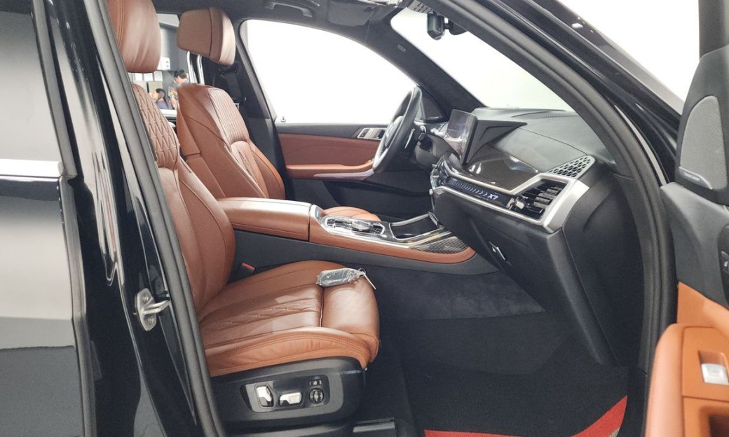 BMW X7 xDrive 40d M Sport 6STR, 2025