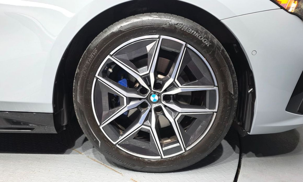 BMW 5-Series 520i M Sport, 2024