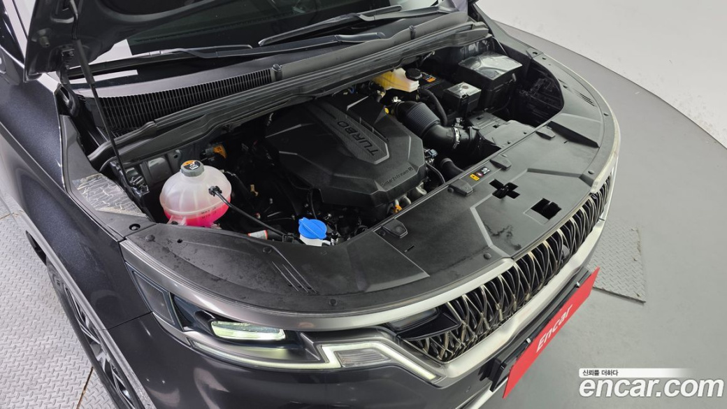 Kia Carnival 9-Seater Noblesse, 2022