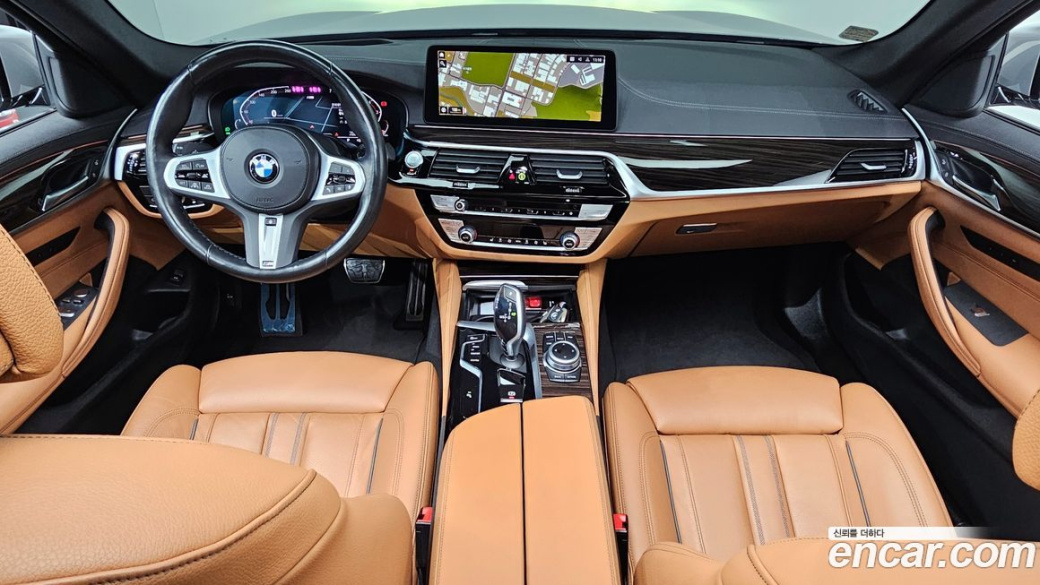 BMW 5-Series 520i M Sport, 2022