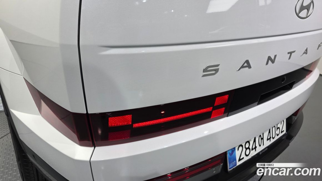 Hyundai Santafe Gasoline 2.5T 4WD, 2025