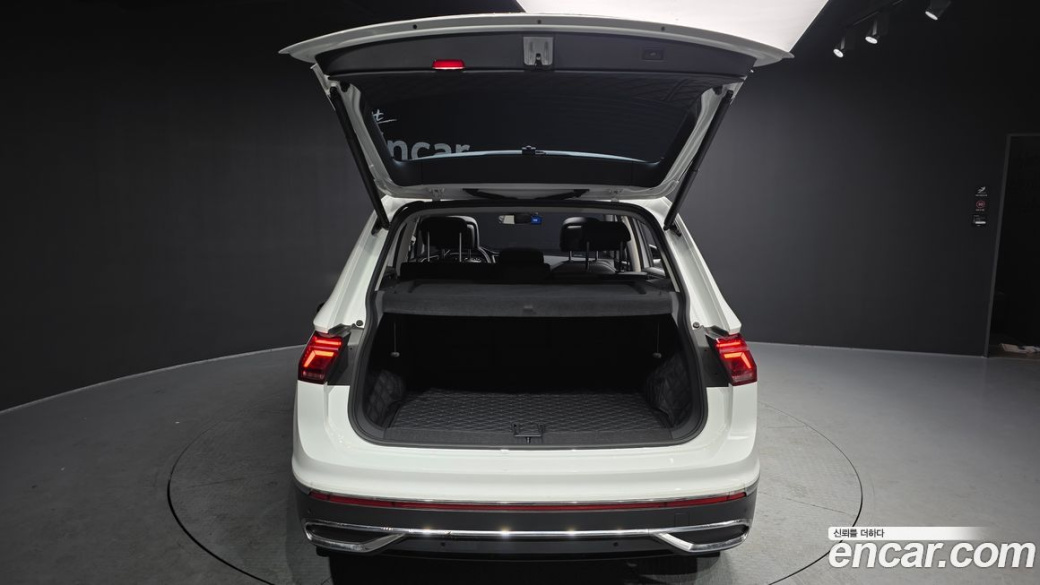Volkswagen Tiguan 2.0 TDI Prestige, 2023