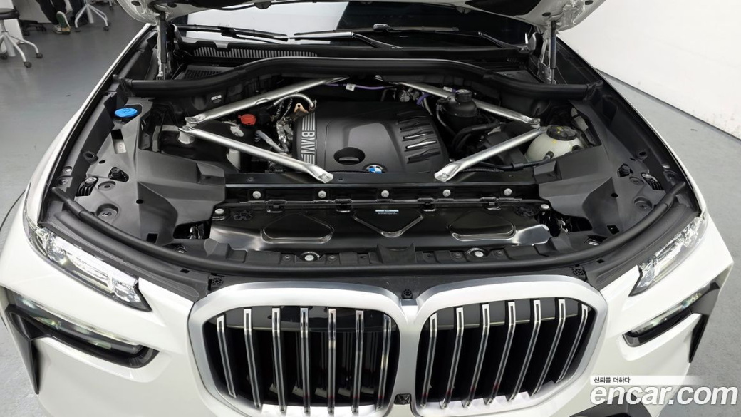 BMW X7 xDrive 40d M Sport 6STR, 2025