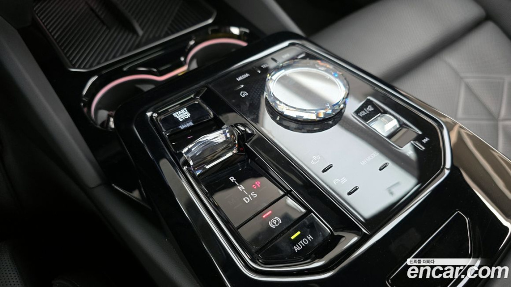 BMW 5-Series 530i xDrive M Sport, 2024