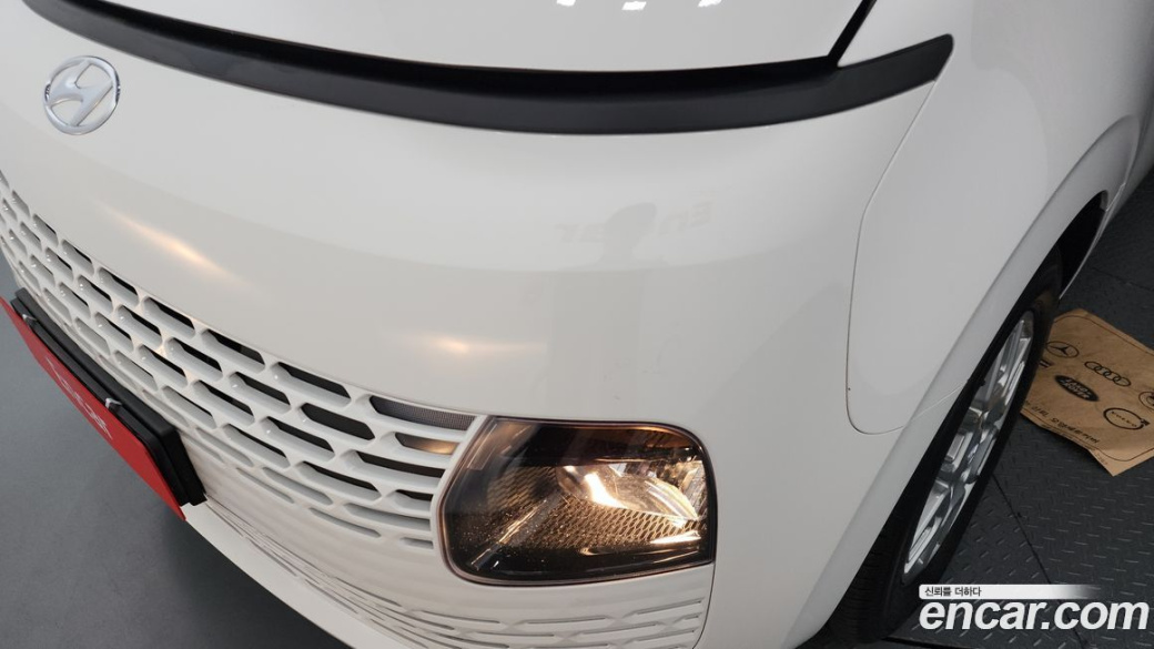 Hyundai Staria Tourer 11-Seater, 2024