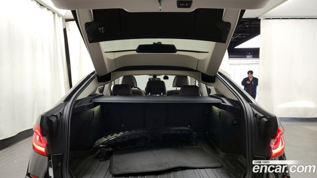 BMW Gran Turismo 630i xDrive Luxury, 2023
