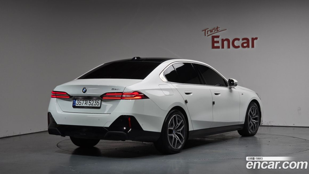 BMW 5-Series 520i M Sport, 2024