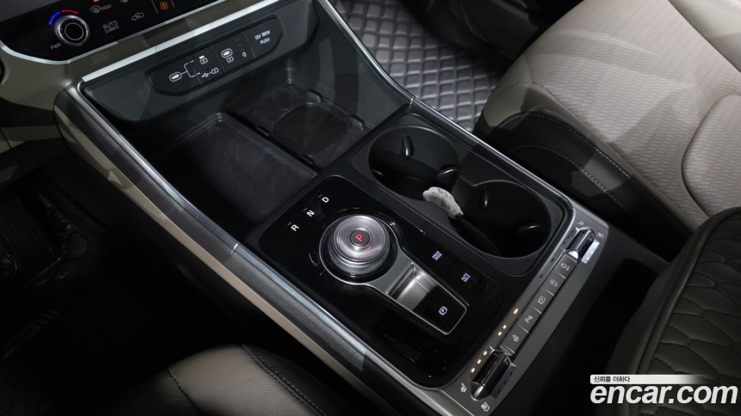 Kia Carnival 7-Seater Noblesse, 2025