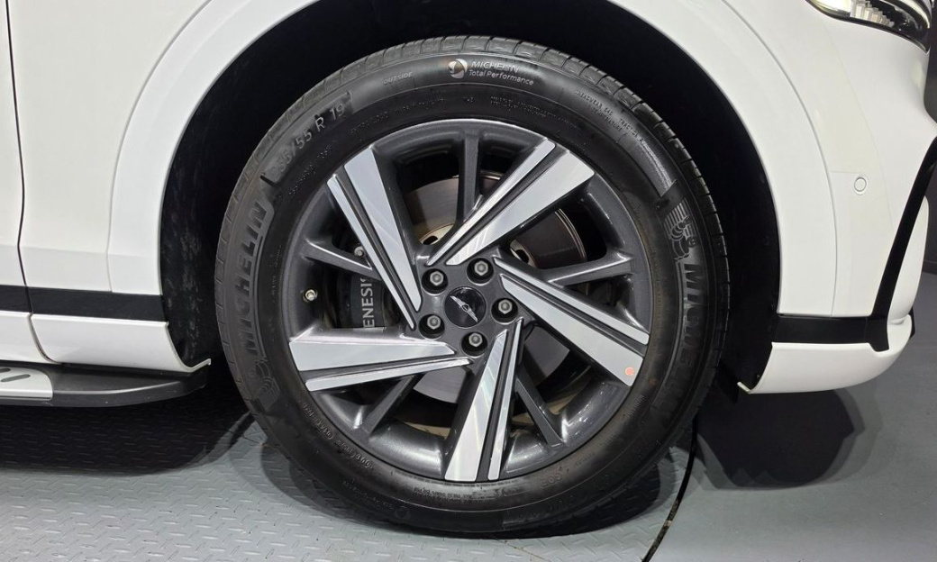 Genesis GV70 2.5T Gasoline 2WD, 2025