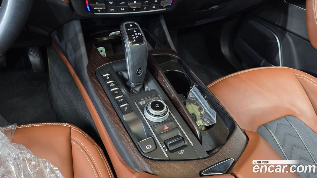 Maserati Levante 3.0 AWD GranLusso, 2021