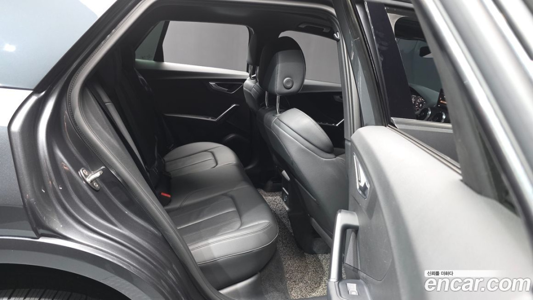 Audi Q2 35 TDI Premium, 2023