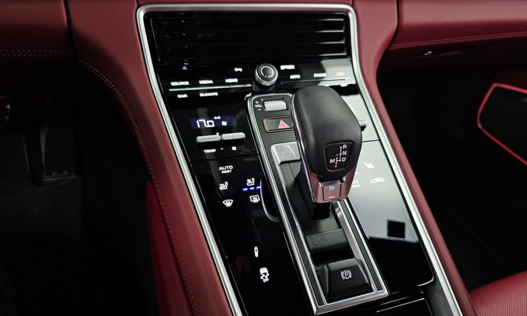 Porsche Panamera 4.0 GTS, 2023