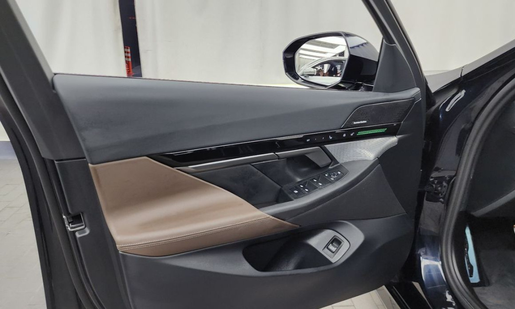 BMW 5-Series 520i M Sport, 2024