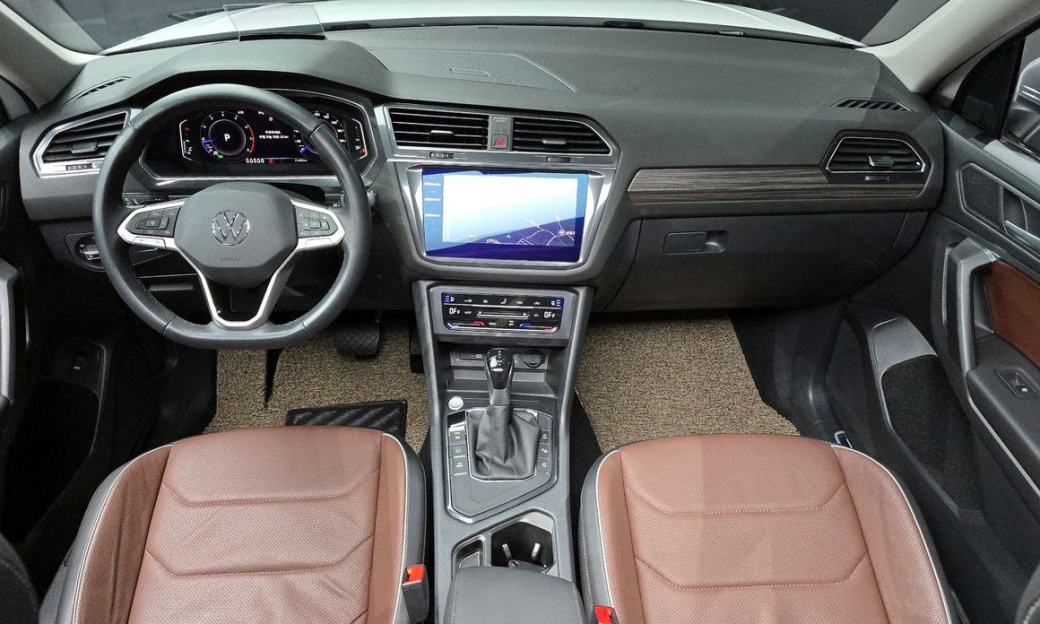 Volkswagen Tiguan 2.0 TSI Prestige, 2023