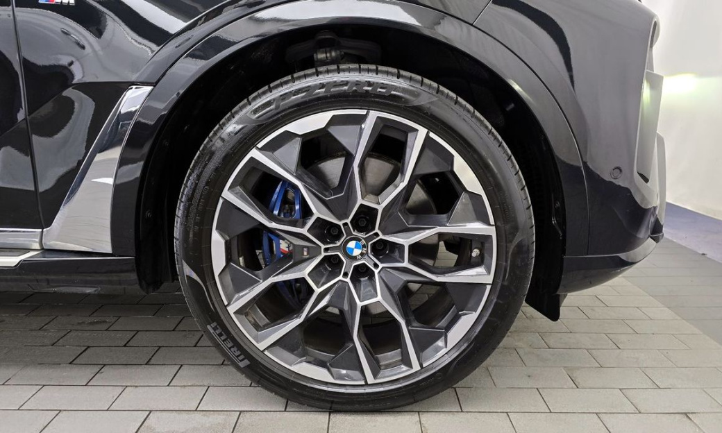 BMW X7 xDrive 40i M Sport 7STR, 2025