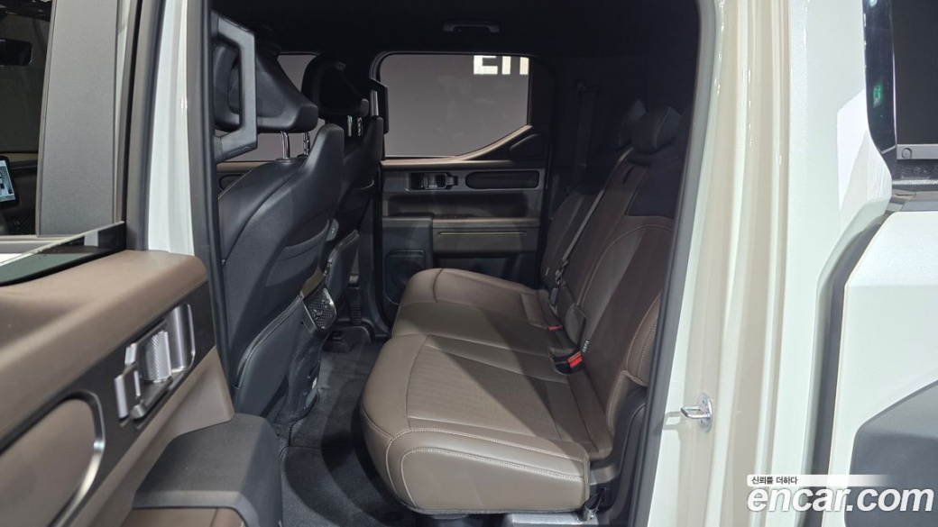 Kia Tasman 2.5T Gasoline 4WD, 2026