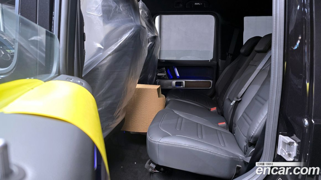 Mercedes-Benz G-Class G450d, 2026