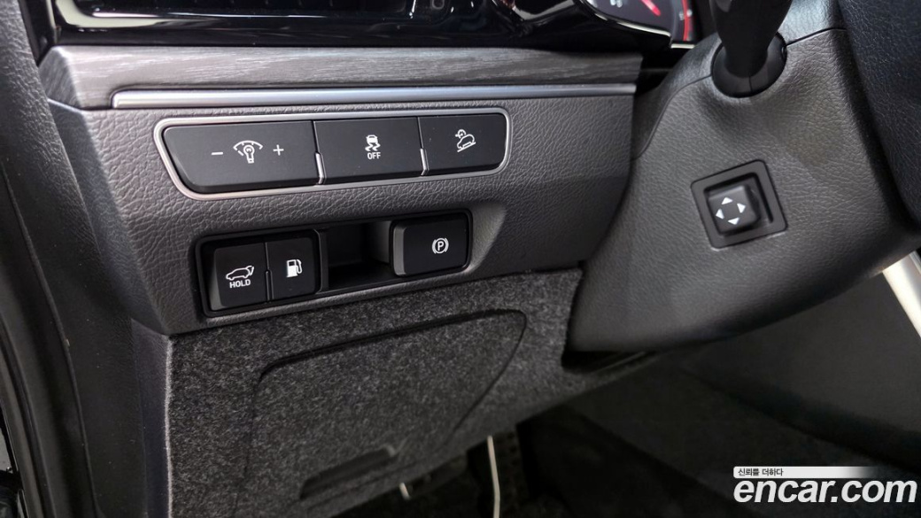 Kia Mohave Diesel 3.0 4WD 6-Seater, 2022