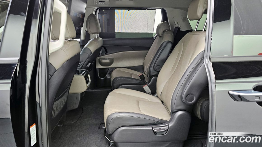 Kia Carnival 9-Seater Noblesse, 2025