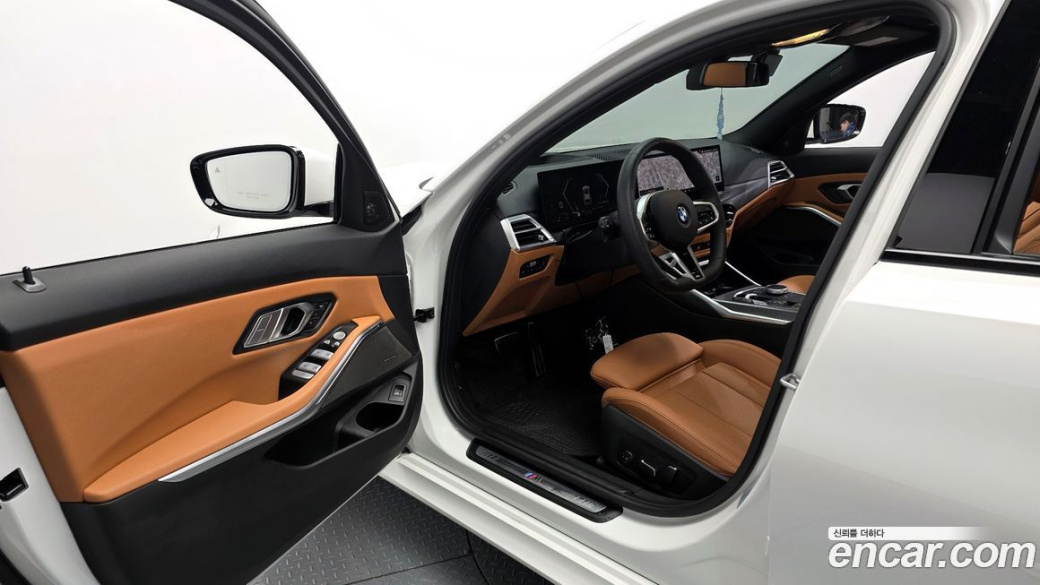 BMW 3-Series 320d Touring M Sport, 2025