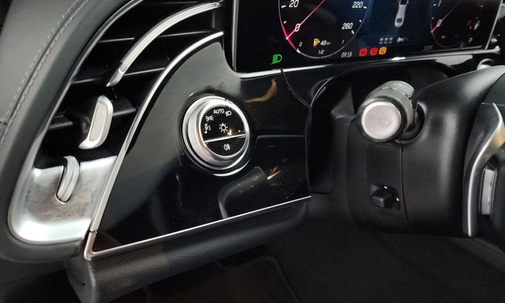 Mercedes-Benz E-Class E300 4MATIC Exclusive, 2024