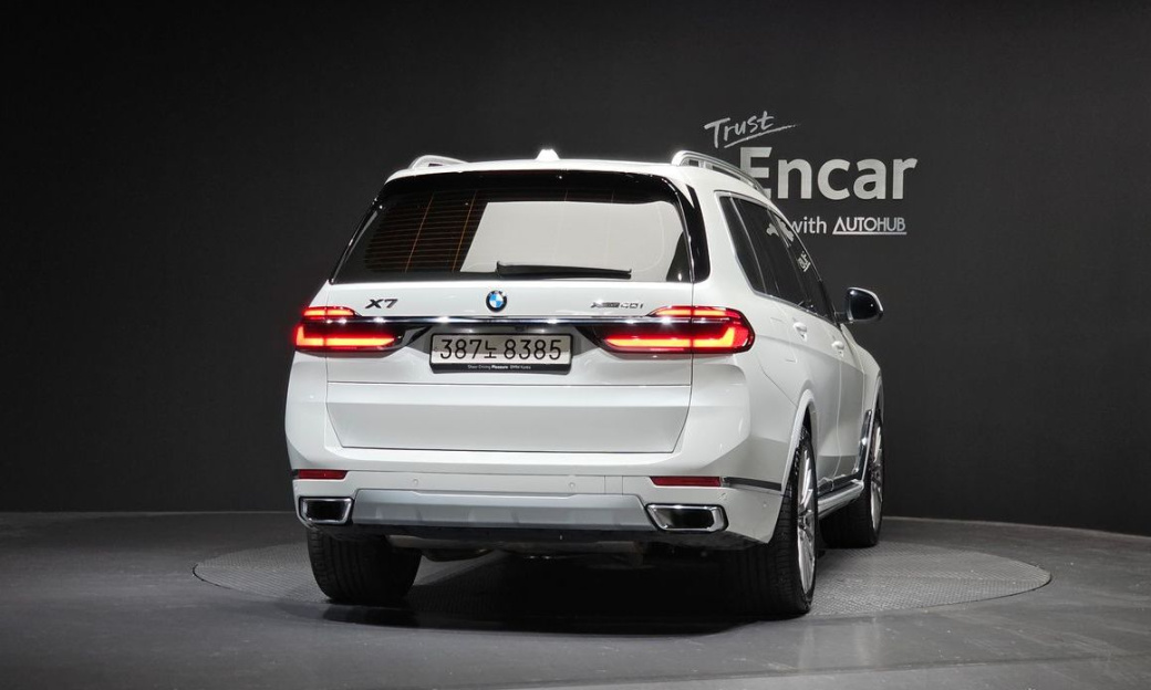 BMW X7 xDrive 40i Design Pure Excellence 6-Seater, 2024