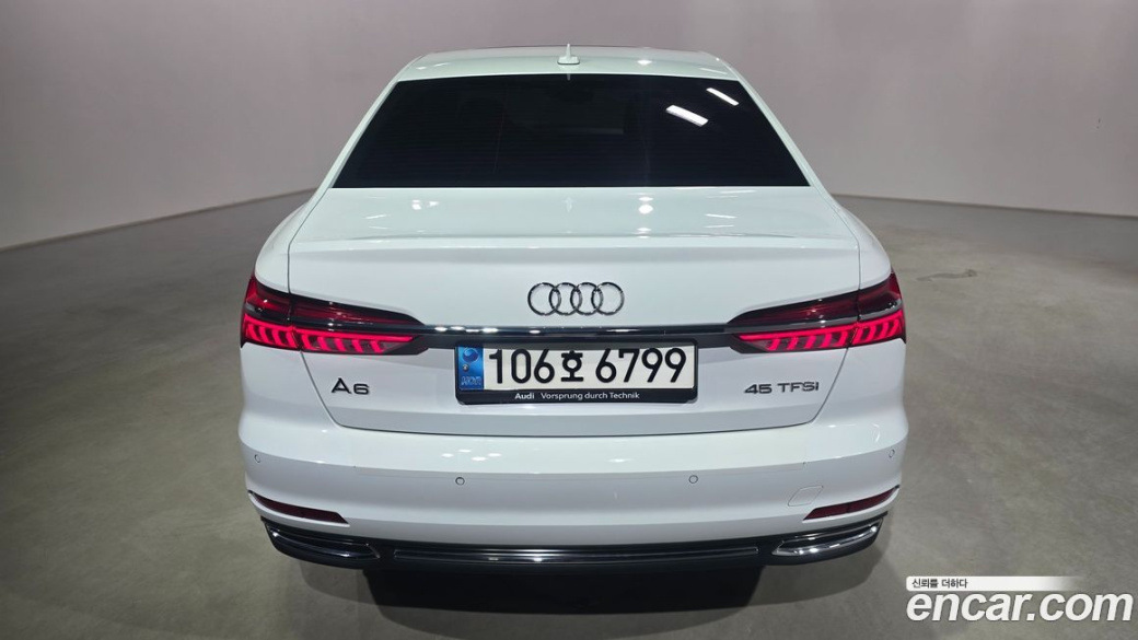 Audi A6 45 TFSI, 2023