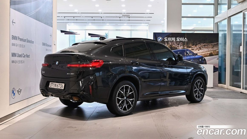 BMW X4 xDrive20i M Sports Pro, 2024