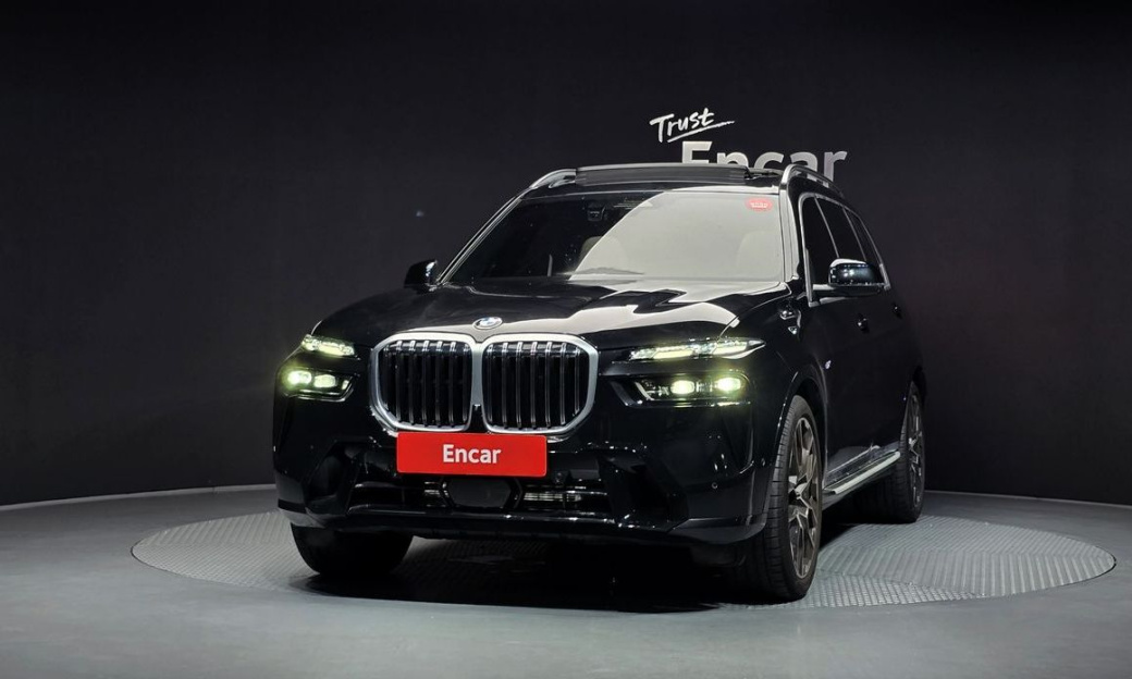 BMW X7 xDrive 40i M Sport 7STR, 2025