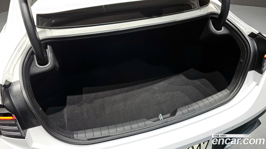Hyundai Sonata 2.0, 2024