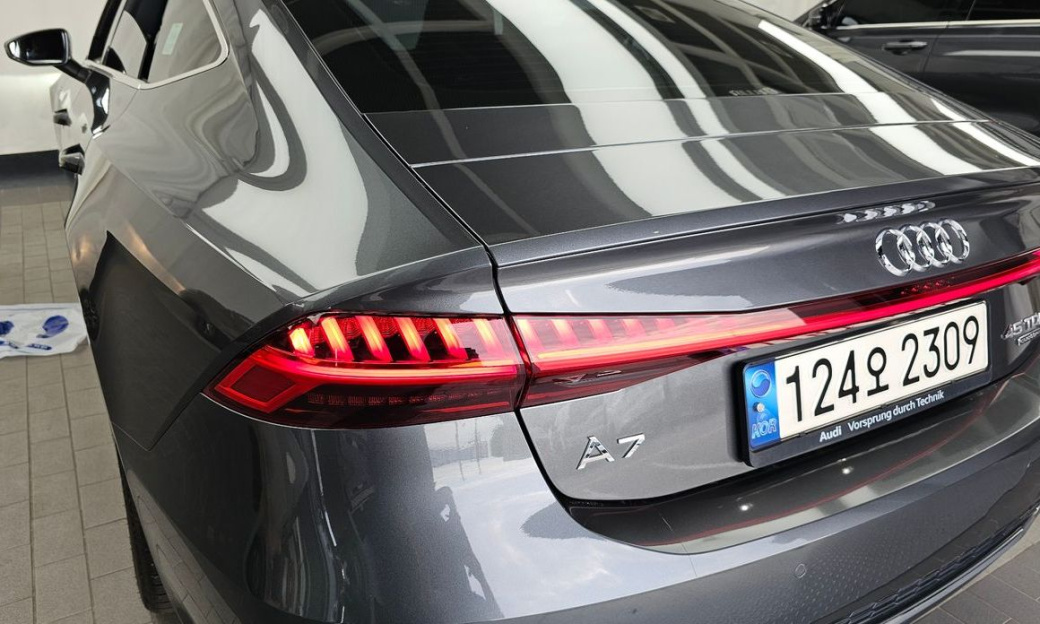Audi A7 45 TDI Quattro Premium, 2022
