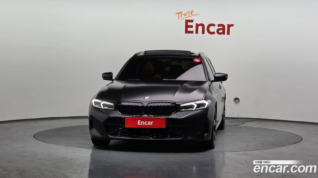 BMW 3-Series 320d Touring M Sport, 2025