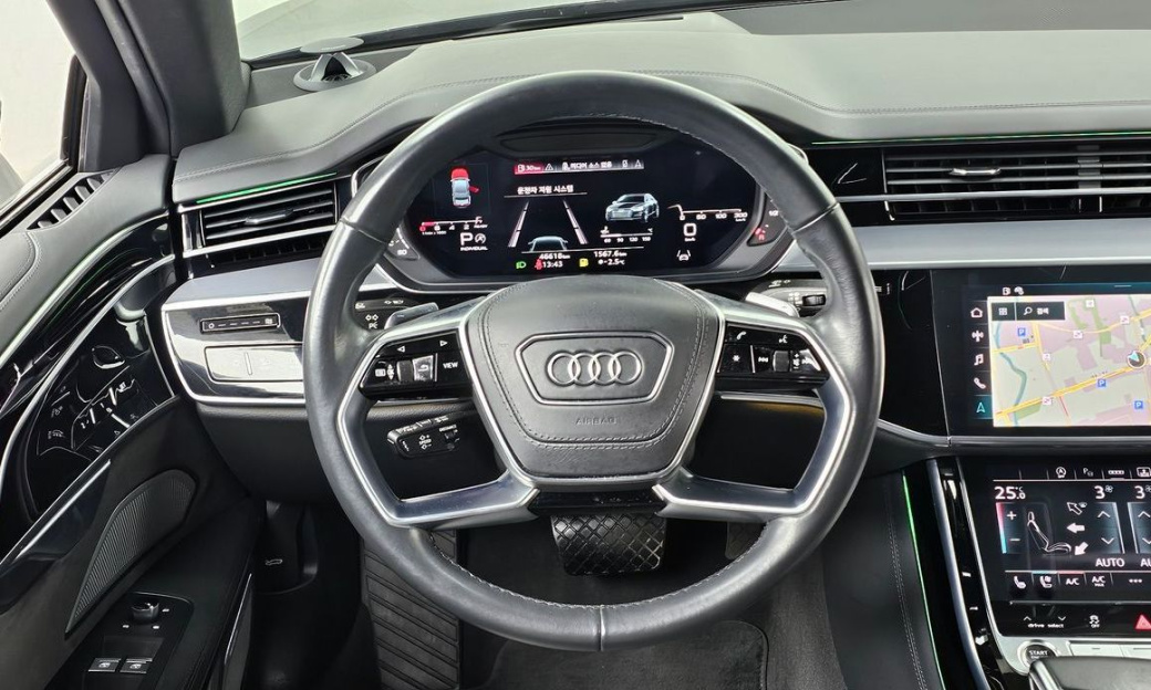 Audi A8 55 TFSI Quattro LWB, 2021