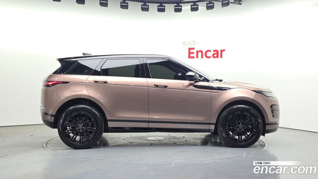 Land Rover Range Rover Evoque P250 Dynamic SE, 2025