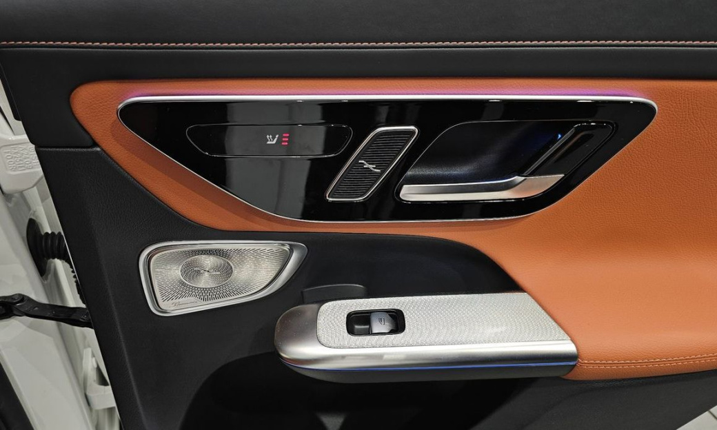 Mercedes-Benz GLC-Class GLC 300 4MATIC Avantgarde, 2025