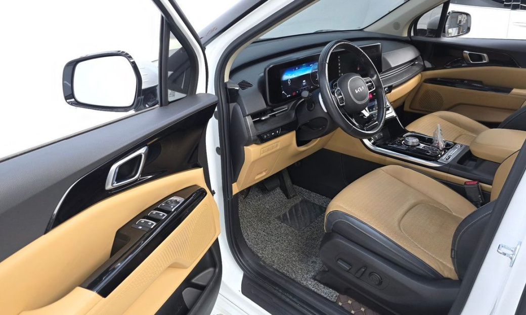 Kia Carnival 9-Seater Noblesse, 2023
