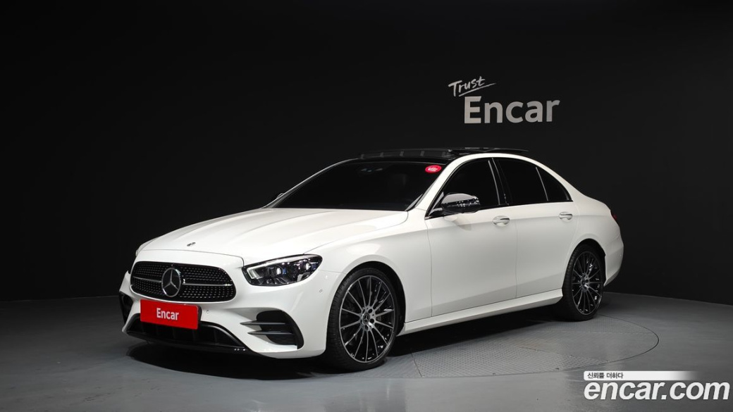 Mercedes-Benz E-Class E350 4MATIC AMG Line, 2023
