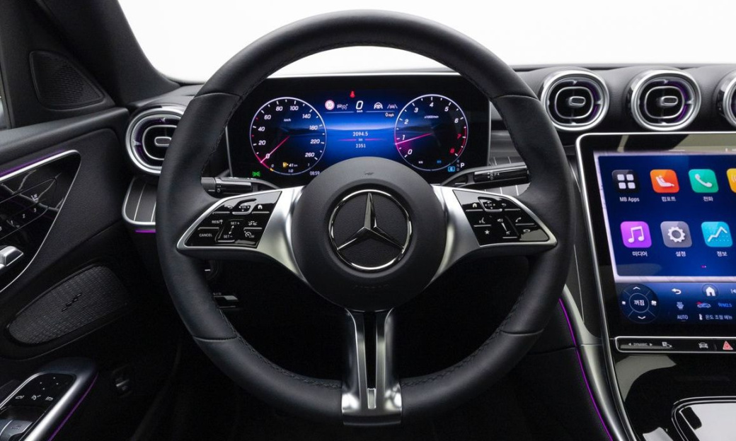 Mercedes-Benz C-Class C200 Avantgarde, 2025