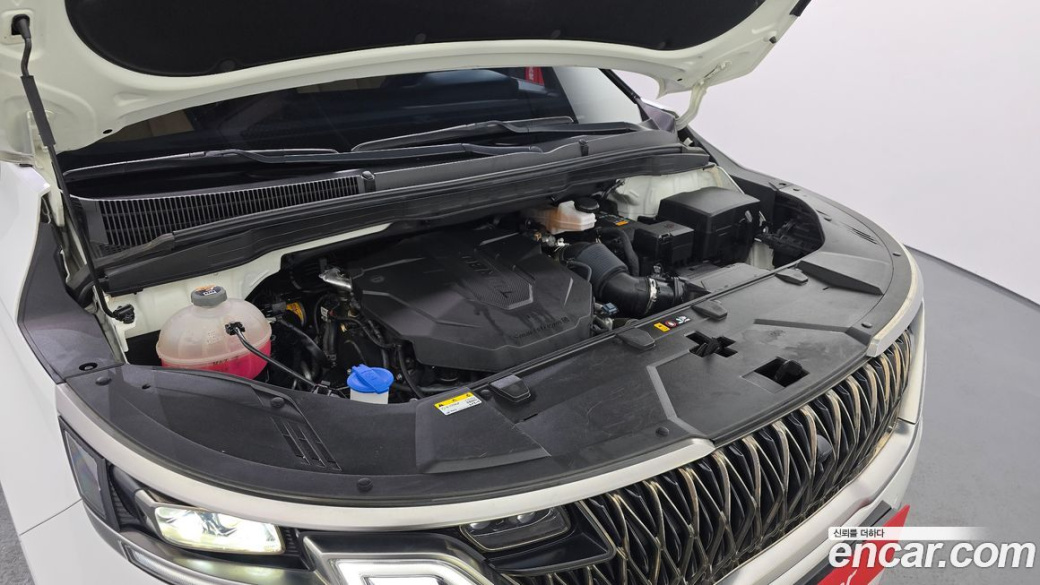 Kia Carnival 9-Seater Noblesse, 2023