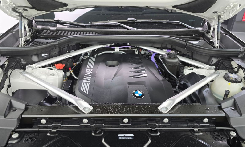 BMW X5 xDrive 40i M Sport, 2025