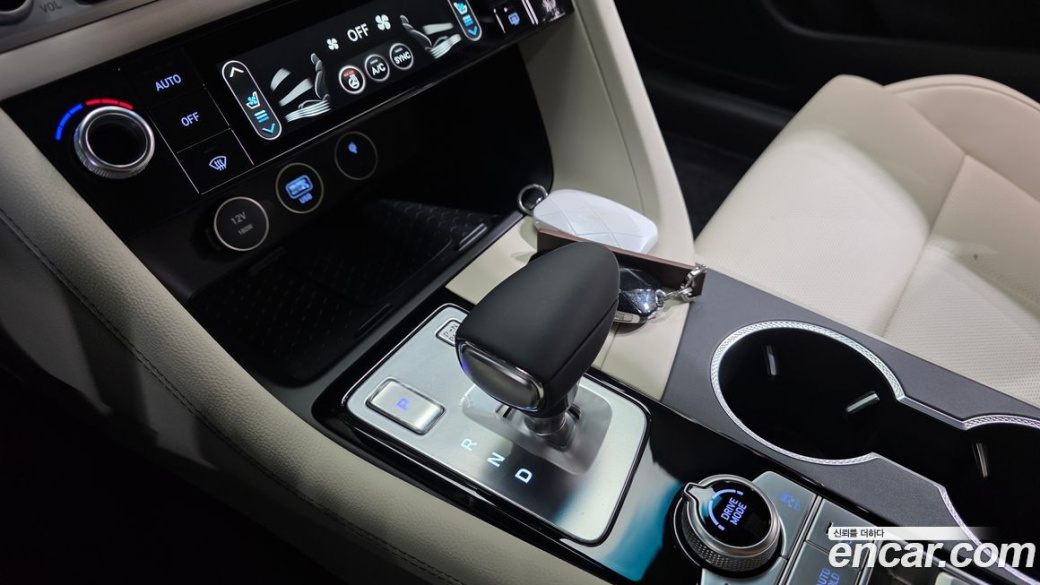 Genesis G70 Gasoline 2.5T 4WD, 2024