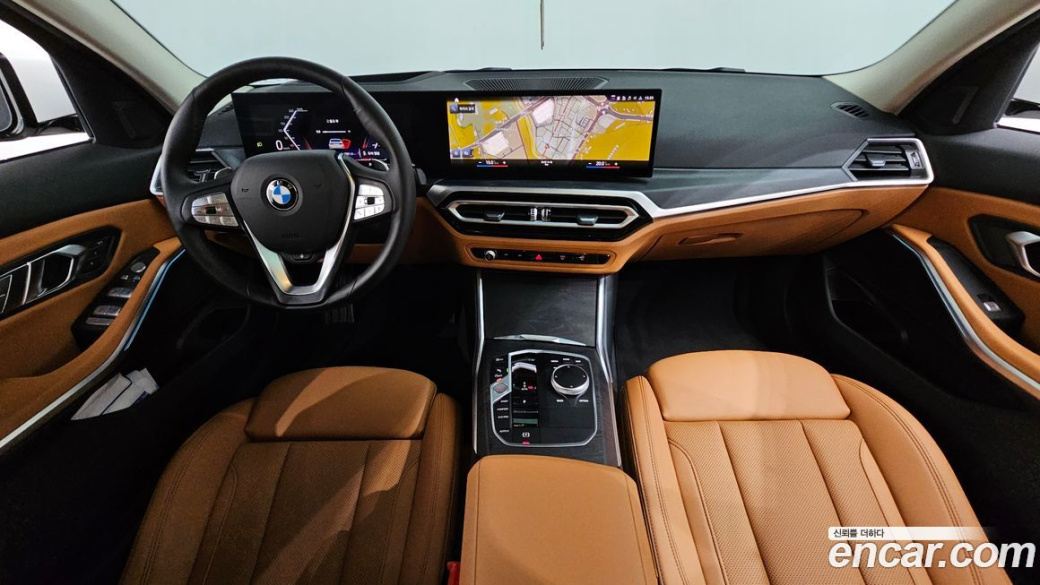 BMW 3-Series 320i, 2023