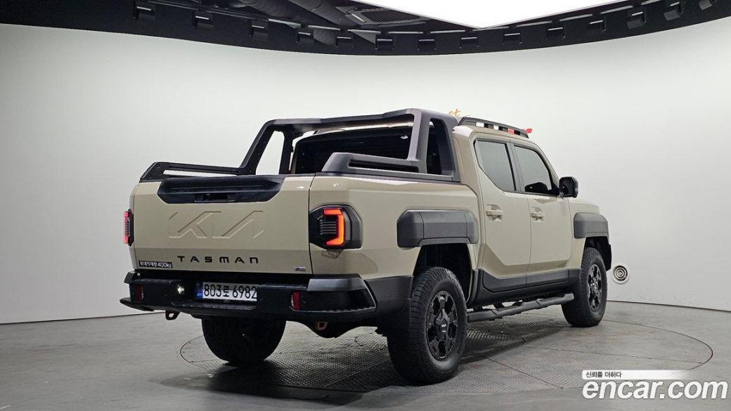 Kia Tasman 2.5T Gasoline 4WD, 2026