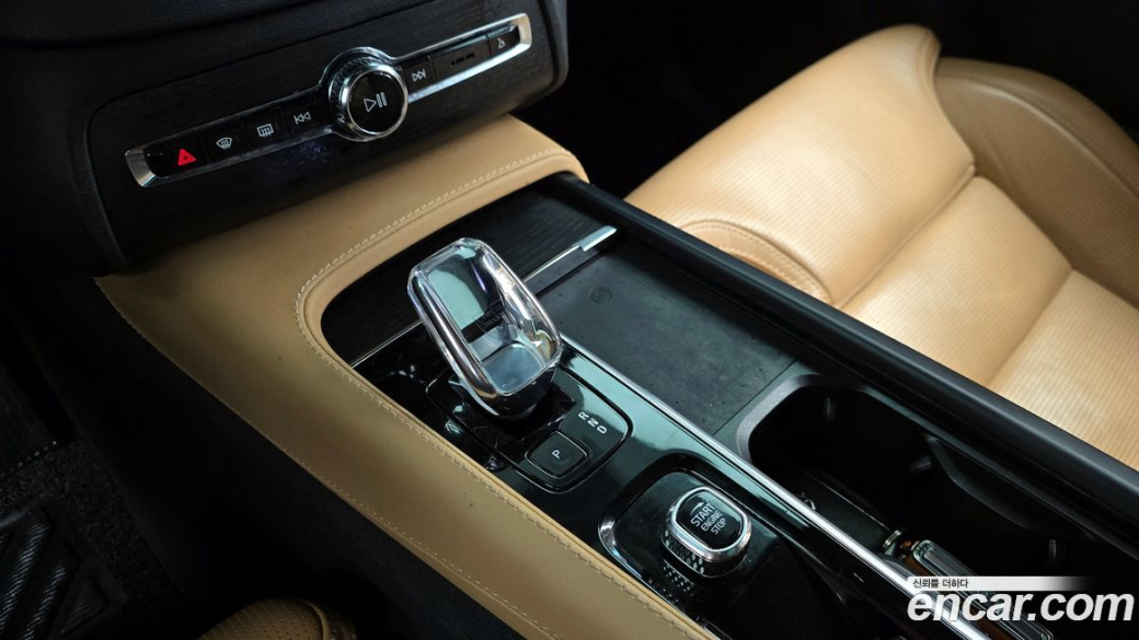 Volvo XC90 B6 Ultimate Bright, 2023