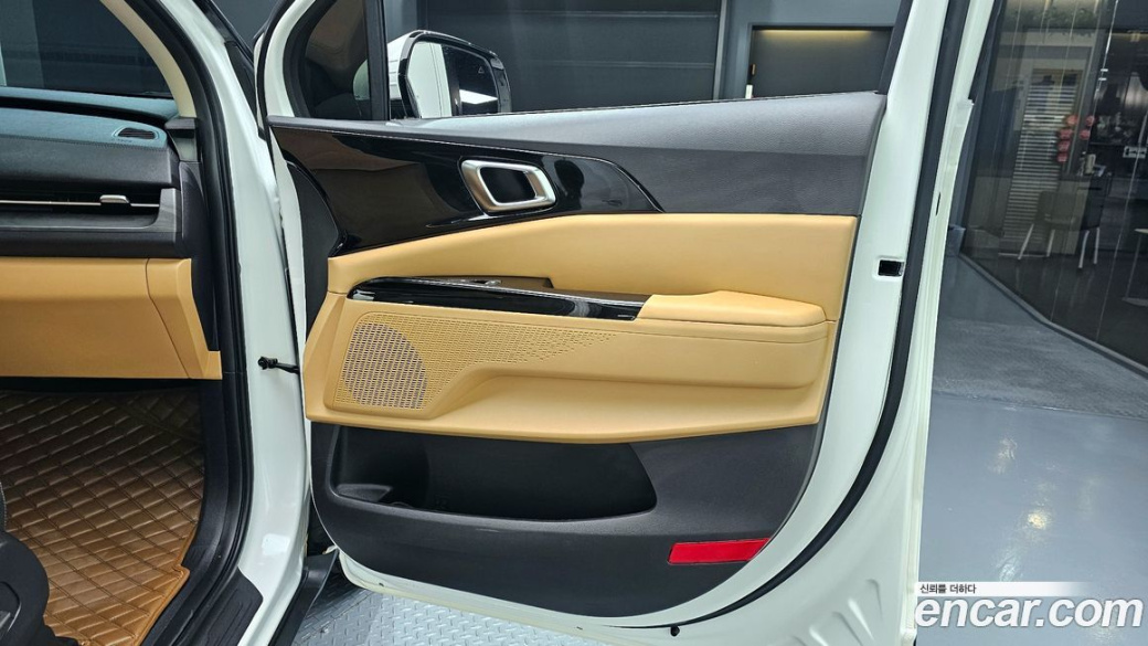 Kia Carnival 9-Seater Noblesse, 2022