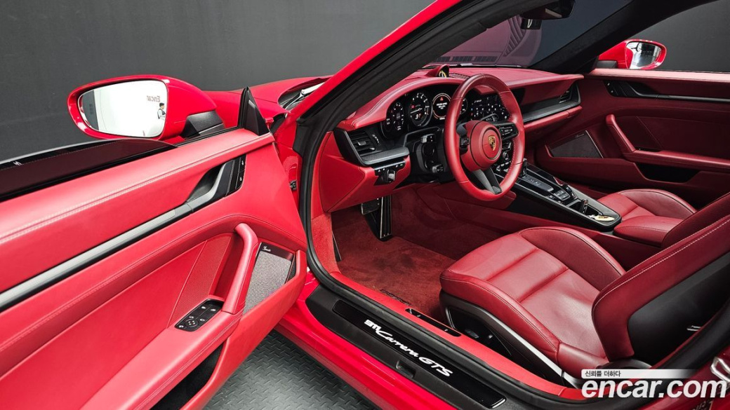 Porsche 911 Carrera GTS, 2022