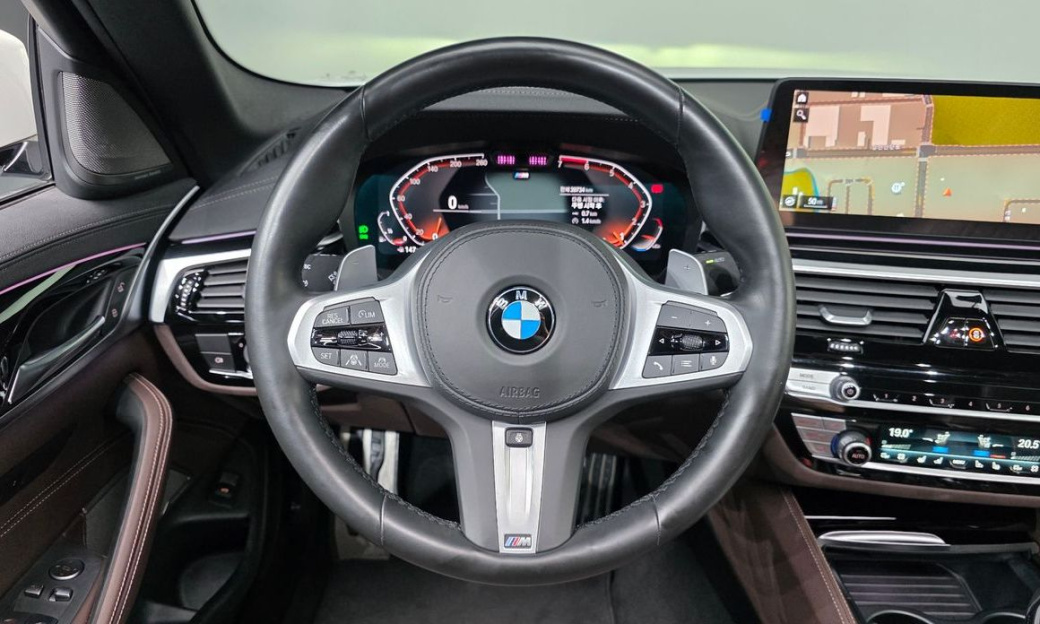 BMW 5-Series 530i M Sport Package, 2022